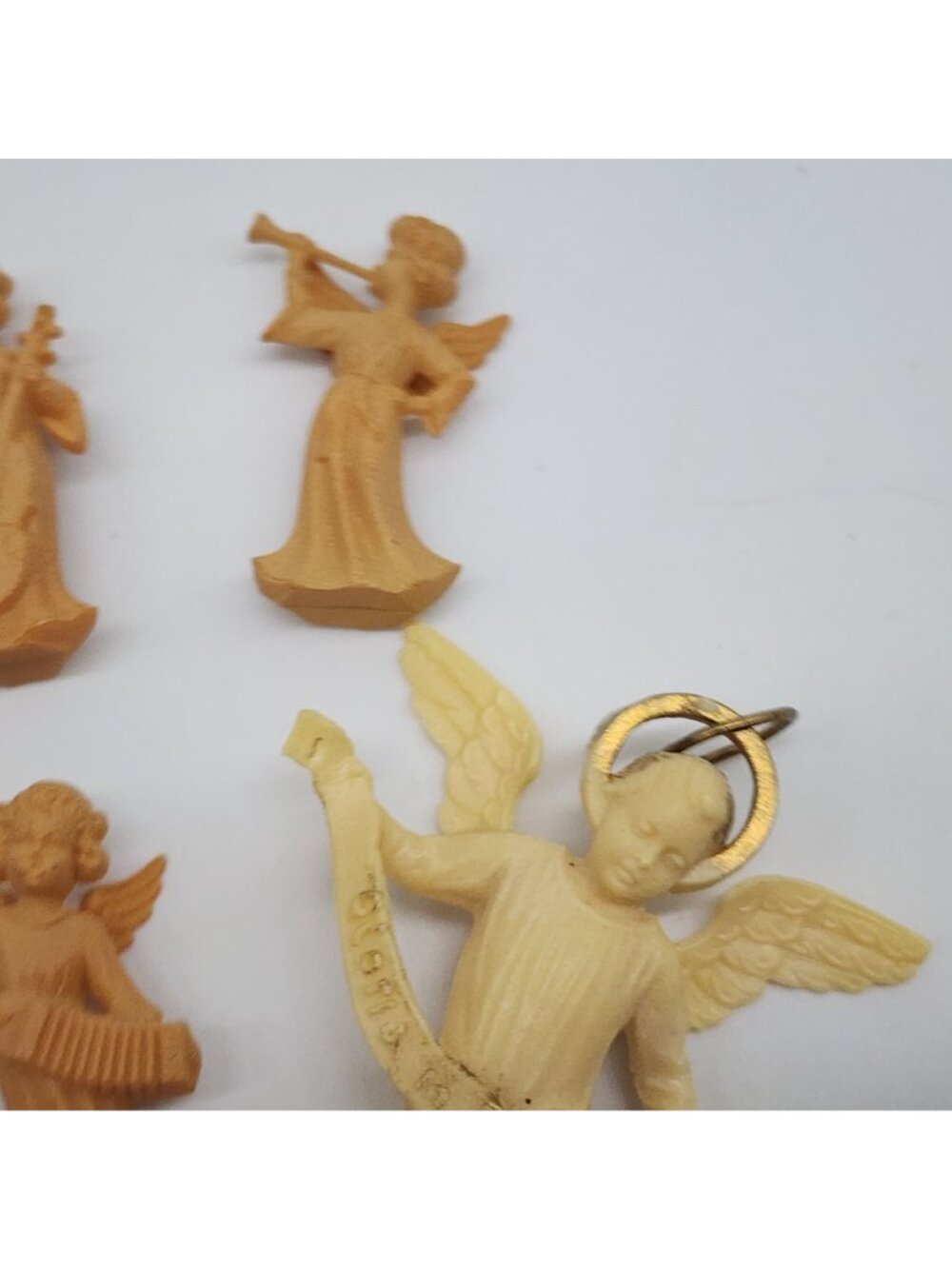 Vintage Plastic Angel Ornaments Musical Instruments Craft Embellishments Lot of - Picture 4 of 8